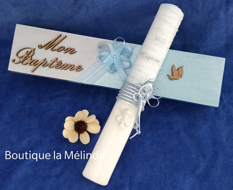 Boite en Bois 35X8X6 Mon Baptême - Personnalisable avec bougie ou sans et prenom de l'enfant - Bougie Blanc Bleu avec Figure en céramique Réf. BOISBLEU - Boutique la Mélinda