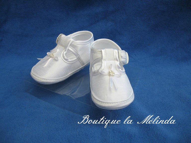 Chaussure tissu de baptême cérémonie Blanche pour baby fille Réf.LORA - Boutique la Mélinda