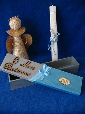 Coffret en bois décoré 35X8X6 Argenté Bleu personnalisable O meu Batismo - Avec inscription en bois - Magnifique boite vendu ou non avec sa bougie au choix Réf. BOITEDOUBLE - Boutique la Mélinda