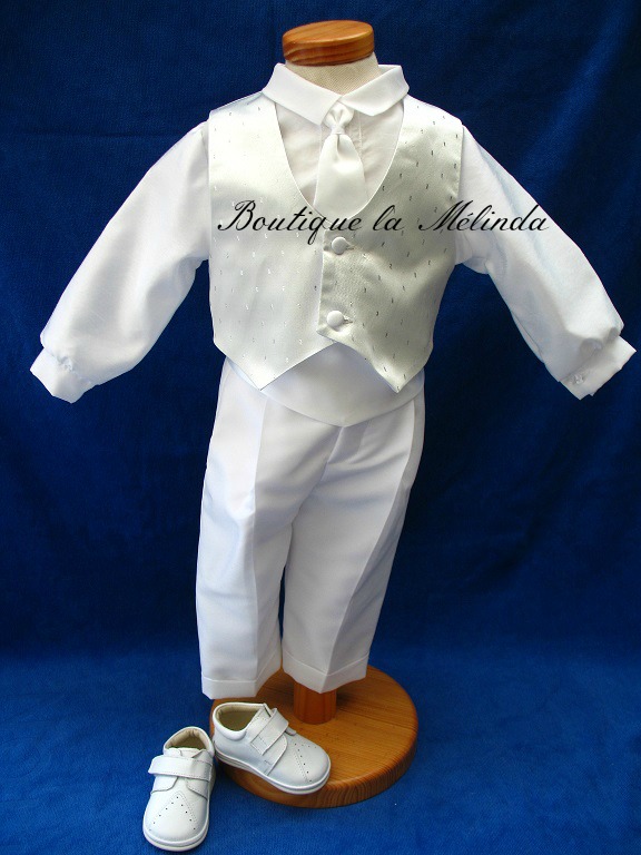 Costume de cérémonie baptême ou mariage - un costume blanc avec boléro argenté simple Réf. MARCO - Boutique la Mélinda