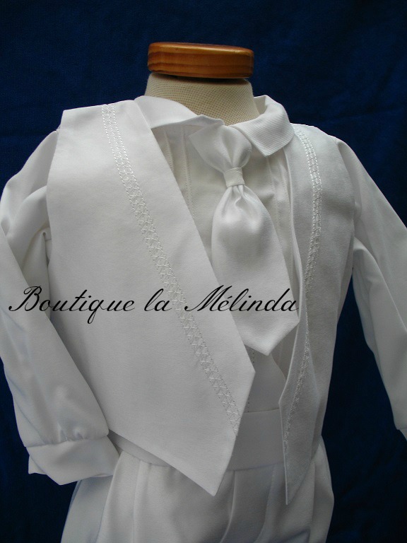 Ensemble de baptême - Cérémonie garçon ensemble costume + manteau assorti blanc un vraie coup de coeur Réf. Armindo - Boutique la Mélinda