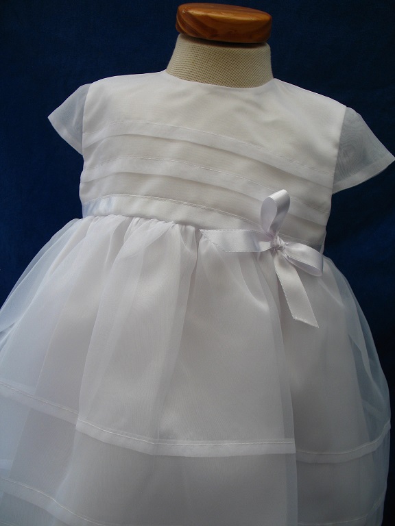 Robe baptême blanche manche courte simple avec dentelle, doublure en coton, comme finition Splendide - Réf. Aline - Boutique la Mélinda