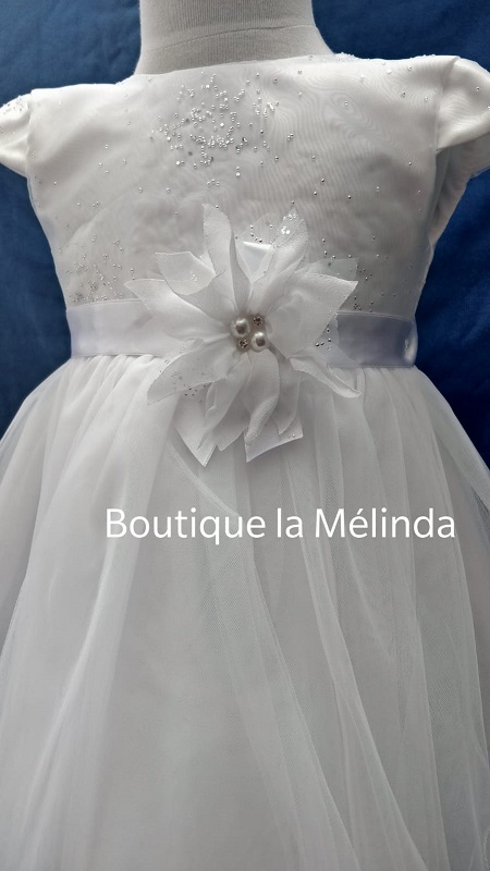 Robe courte baptême cérémonie fille Tulle en soie au touché - Elégante et raffiné pour une cérémonie - Réf. Alexia - Boutique la Mélinda